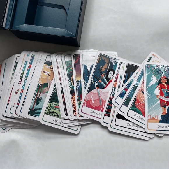 Tarot of the Divine A Deck and Guidebook Inspired by Fairy Tales Folklore 78 Pc - Picture 4 of 7
